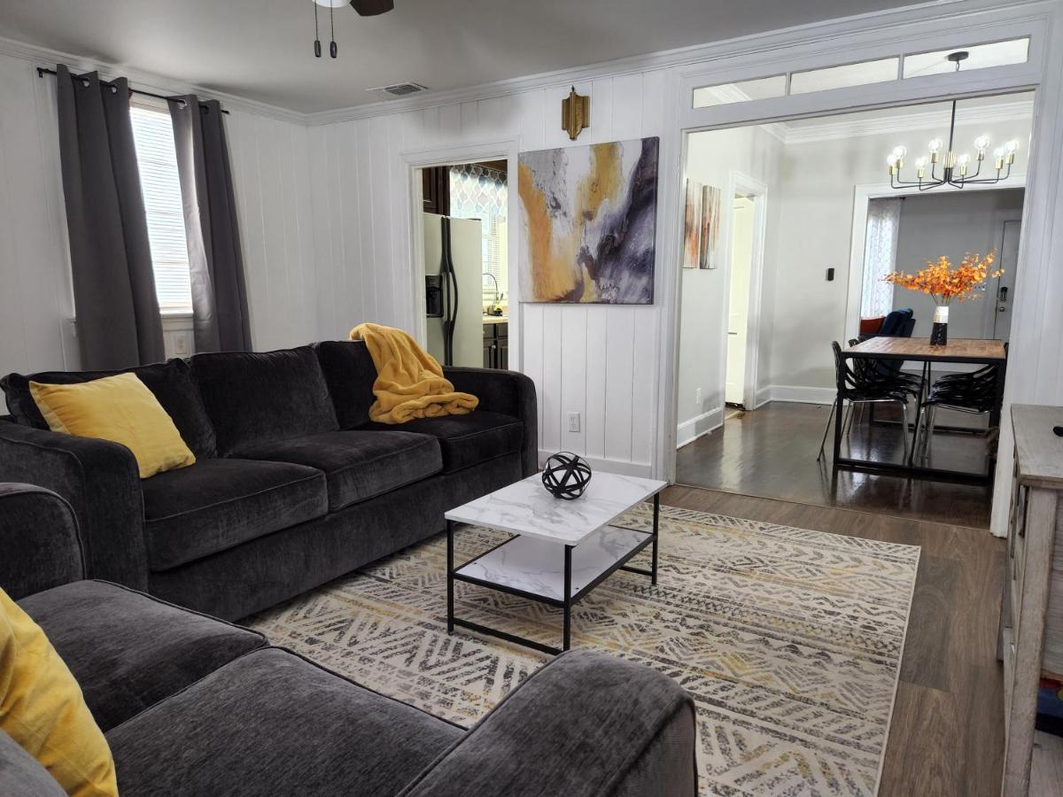 Spacious Centrally Located 3 Bed 2 Bath - Sleeps 8 Montgomery Exterior foto